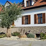 Olea Appartement *