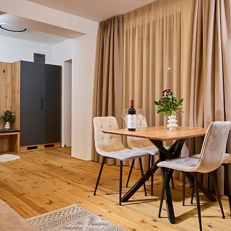 Apartament Olea *